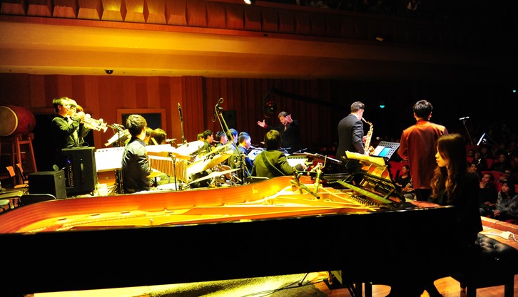 ERIC, PAUL, and the SCOM Jazz Ensemble performing FANTASIA ON KANG DING LOVE SONG
